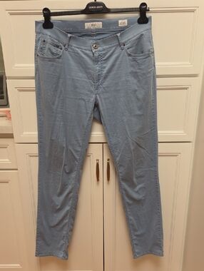 BRAX Feel Good Men's Chuck Pants: Light Blue Slim Breathable Chinos (36/32)